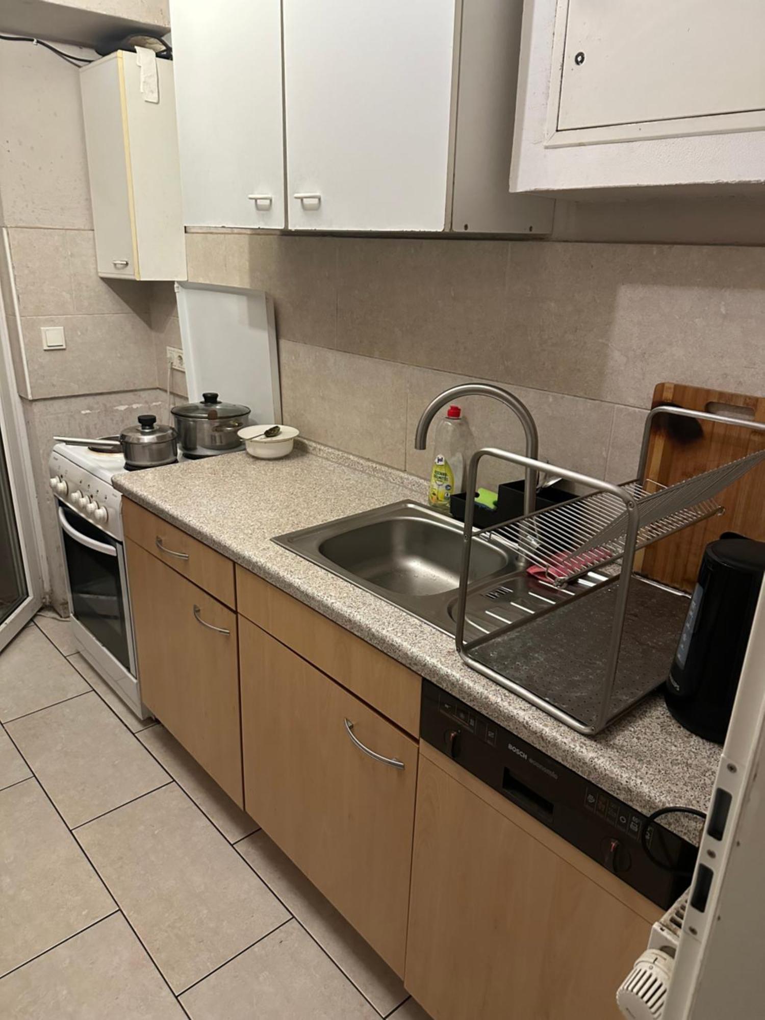 Schoenes Zimmer In Bahnhofsnaehe In Einer Wohnung Mit Grosser Terrasse Gießen 외부 사진